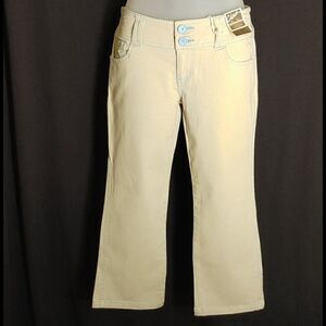 LADIES JR. CLASH TAN CAPRI STYLE FASHION JEAN